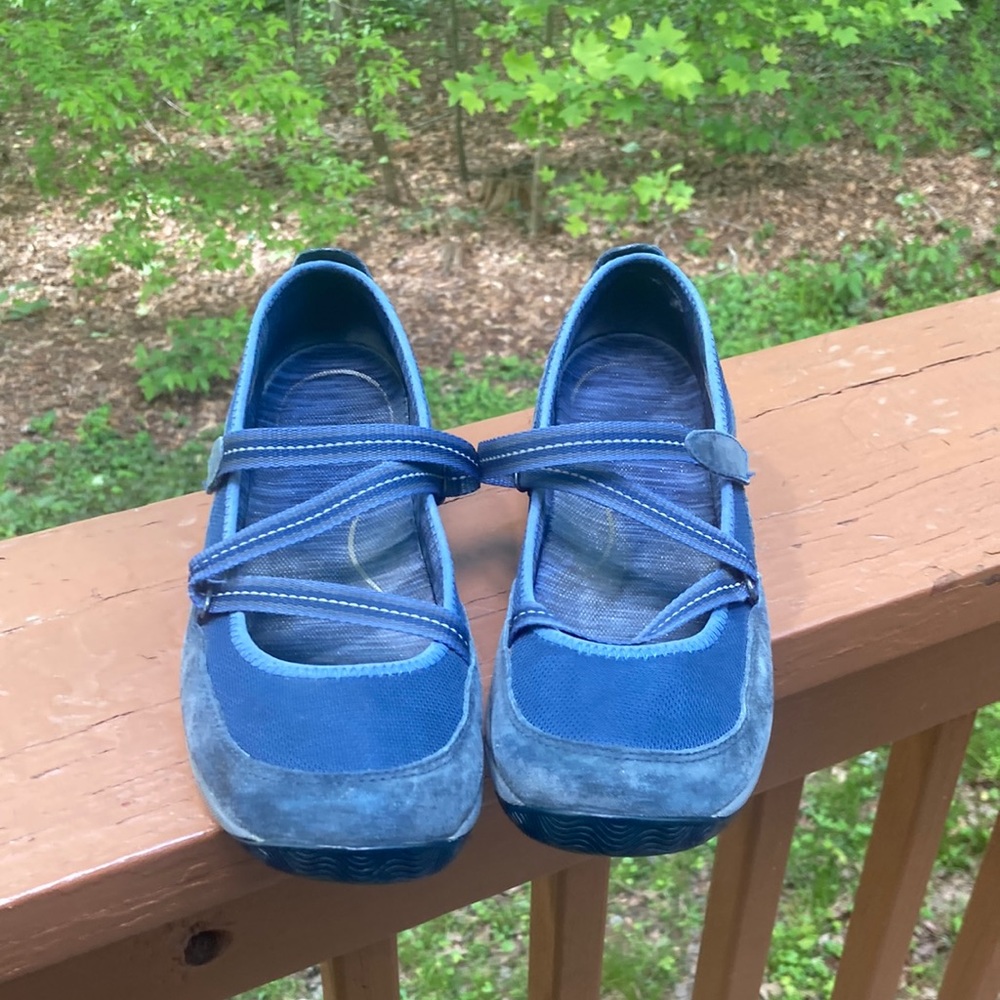 Dansko blue casual sneakers
